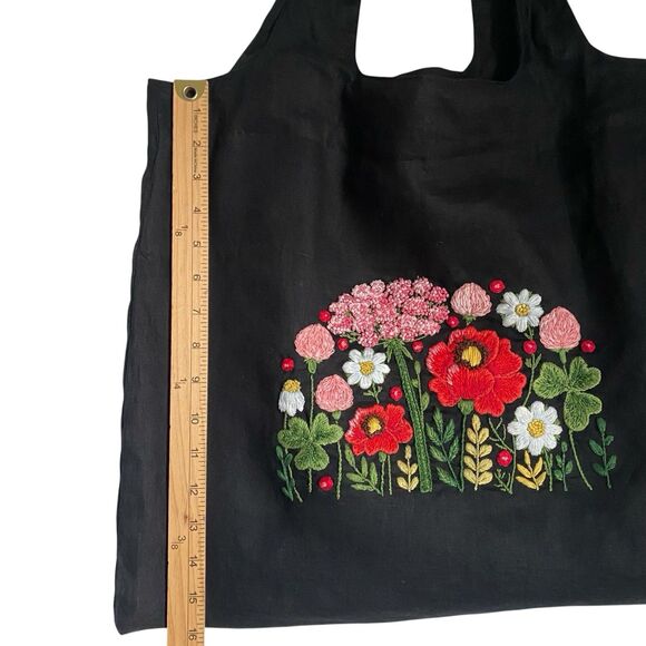 OOAK Hand Embroidered Linen Tote Bag 18x16” Floral Summery Boho Signed - Picture 6 of 9